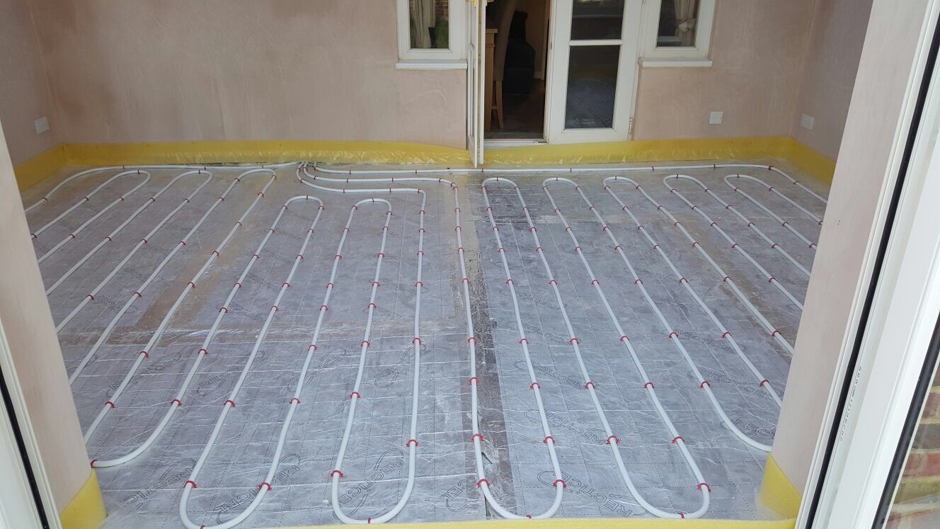 Underfloor heating pipe installation